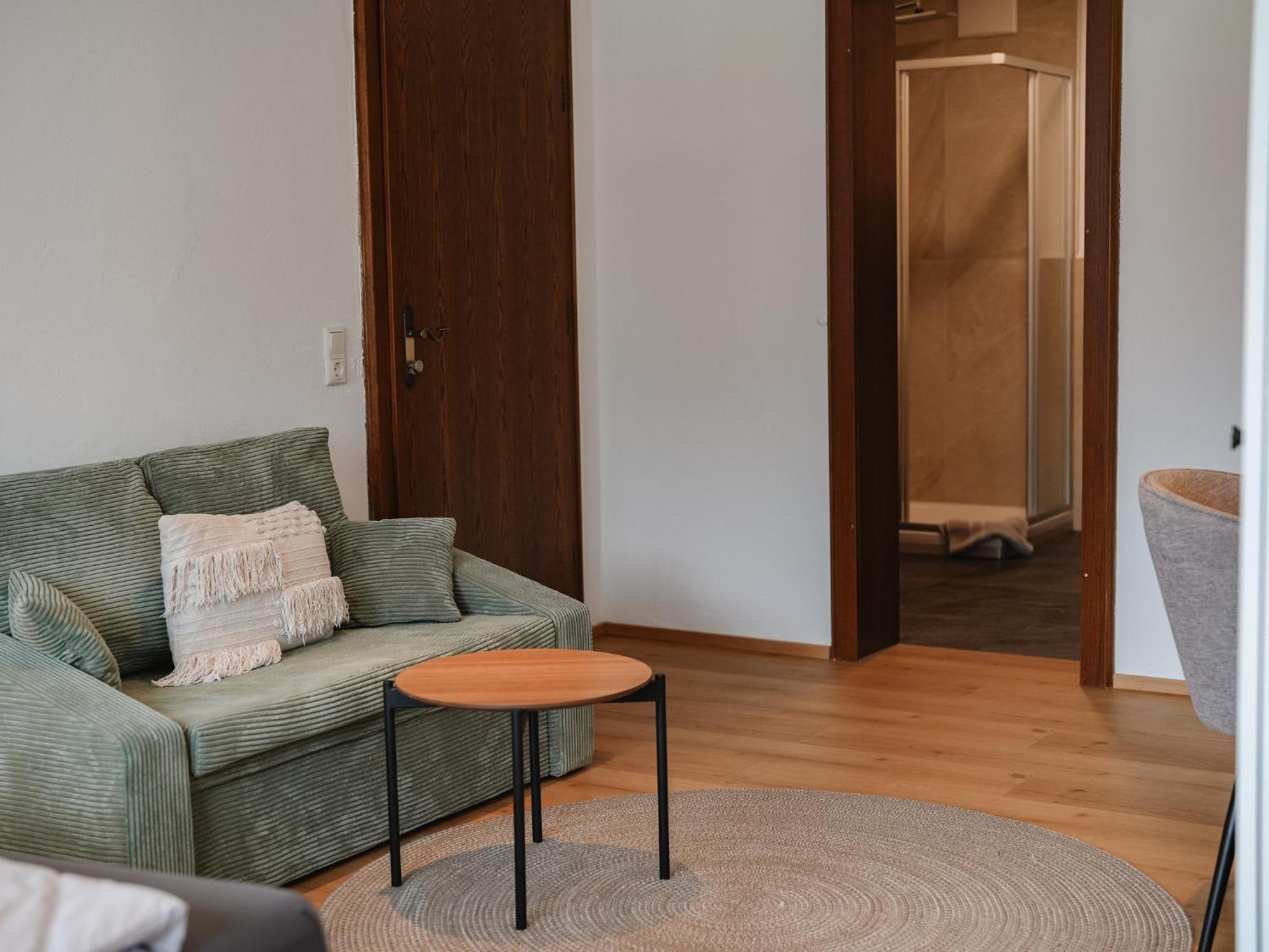 Ehrenberg Apartments 로이테 외부 사진